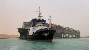 Un sitio web muestra en directo si el barco Ever Given sigue atascado en el Canal de Suez