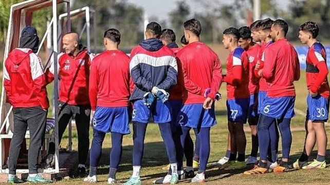 Los suplentes de Unión jugaron un amistoso con victoria ante UNL.