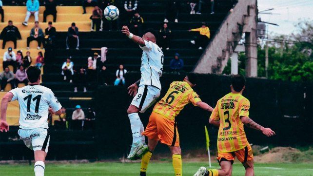 Colón se conformó con poco y dejó escapar una oportunidad que valía oro
