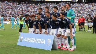 El primer equipo que plantó Scaloni antes del Mundial, que en la mayoría de los casos poco tendría que ver con los que realmente arrancarán. Gio Lo Celso, titular.