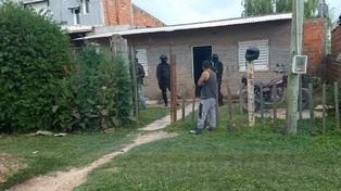 Tensión en el barrio Capibá por la detención de una persona y secuestro de armas