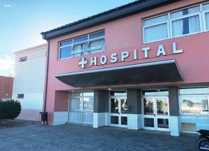 Un bebé que habían dado por muerto en Santa Cruz estaba en la morgue con vida