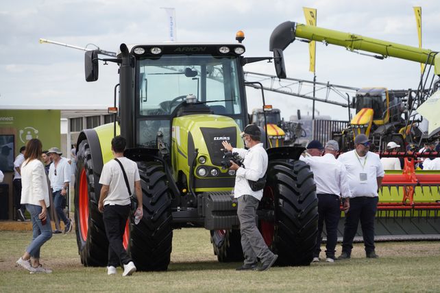 La venta de tractores impulsó el crecimiento de los patentamientos de maquinaria agrícola.