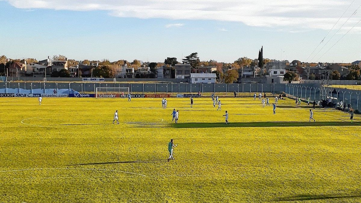 Talleres igualó con Argentino de Merlo y alcanzó la punta de la