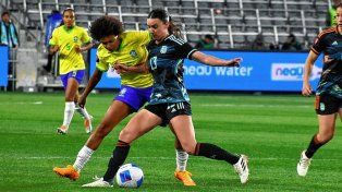 Brasil goleó a Argentina y la eliminó de la Copa de Oro que se juega en Estados Unidos.