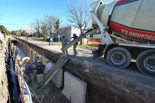 Un beneficio para 15 mil familias: terminaron el desagüe Lavaisse