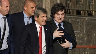 Milei y Caputo quieren un súper IVA.