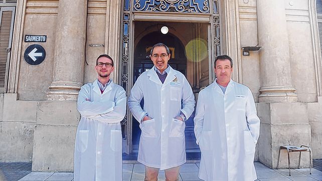En equipo. Los doctores Ezequiel Palmisano