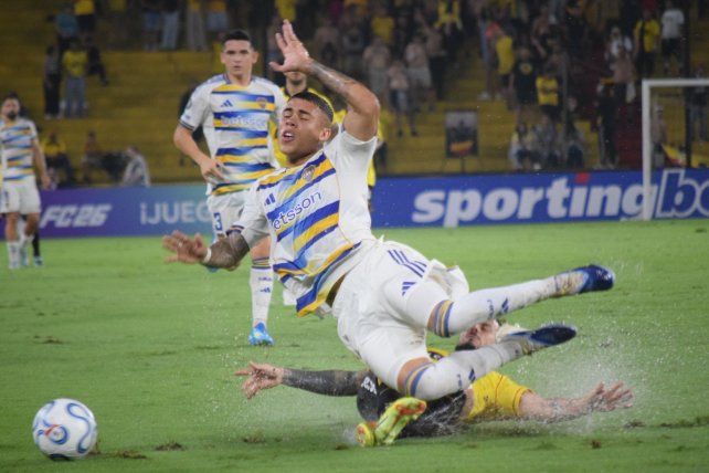 Boca Juniors perdió con Barcelona en Ecuador y se complicó en la Libertadores