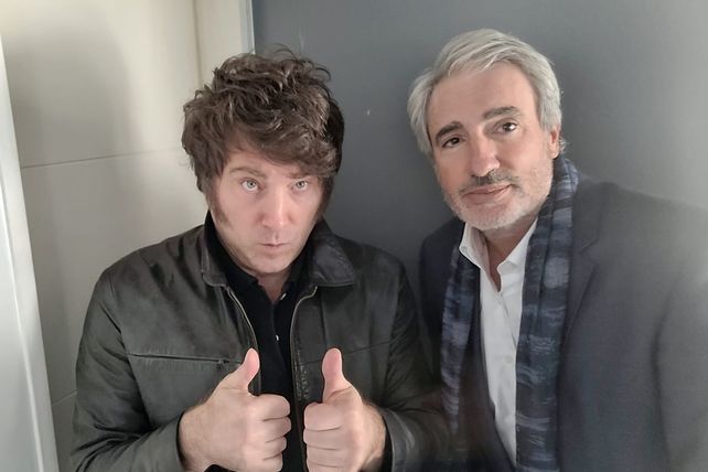 El líder de LLA formalizó su equipo económico, que incluye a Darío Epstein.