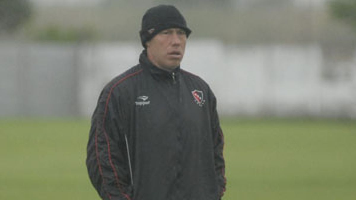 Sensini espera al gran capitán de Newells