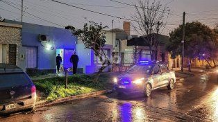 Santo Tomé: golpearon a una mujer policía uniformada y le robaron su arma reglamentaria