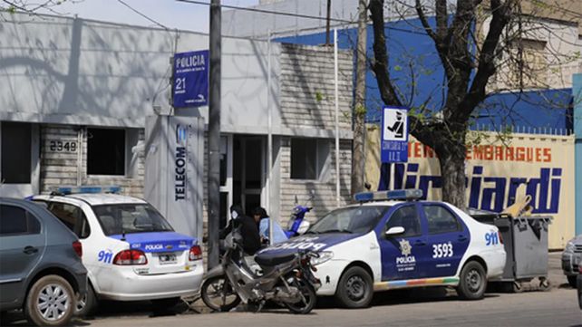 La comisaría 21, ubicada en Arijón al 2300, escenario de la fuga de al menos tres detenidos. 