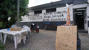 Lavado de autos y venta de roscas: el rebusque en el frigorífico Euro