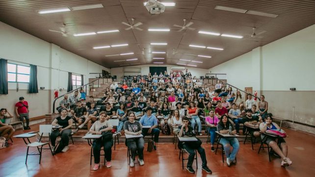 Casilda: la Facultad de Veterinarias consolidó un puente con la escuela media