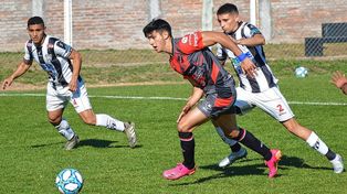La reserva de Patronato festejó su primer triunfo como local
