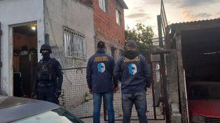 En un operativo antidrogas en Victoria detuvieron a dos personas por el delito de narcomenudeo.