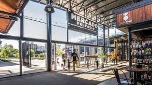 La panadería se encuentra dentro del Mercado del Patio