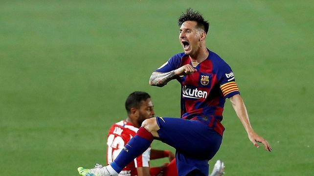 Messi marc&oacute; el gol 700de su carrera.