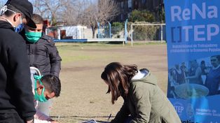 Relevan a trabajadores informales en barrios santafesinos