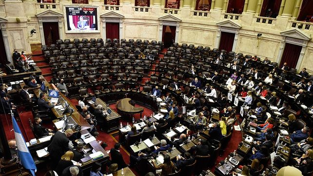 Juntos por el Cambio no dio quórum para tratar la ley del etiquetado y hubo duros entredichos.