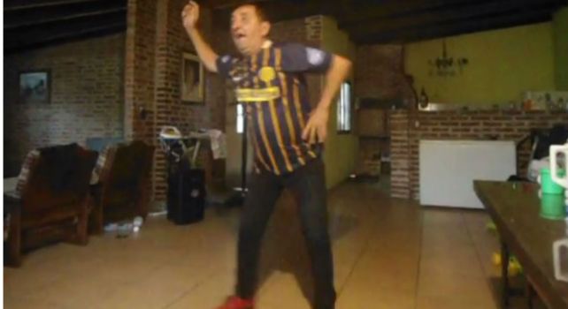 El Loco de los Tarros en acción.