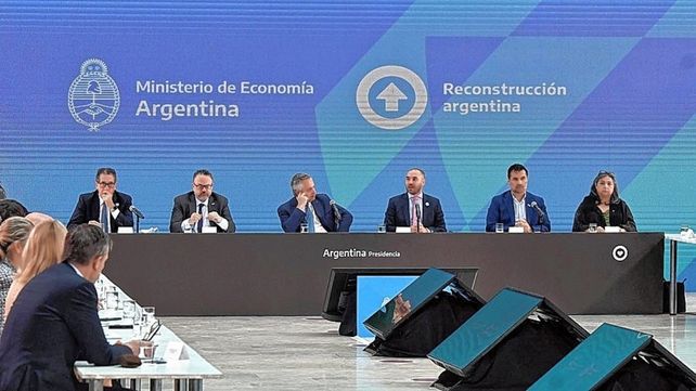 Hidrocarburos: anunciaron un régimen de acceso a divisas