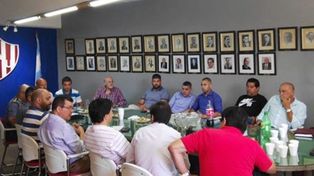 La dirigencia de Unión ya piensa en el partido de ida contra Mineiro