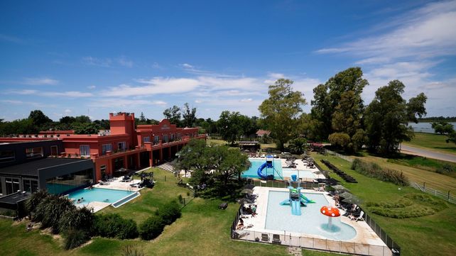 La marca Howard Johnson con su hotel en Chascomús.