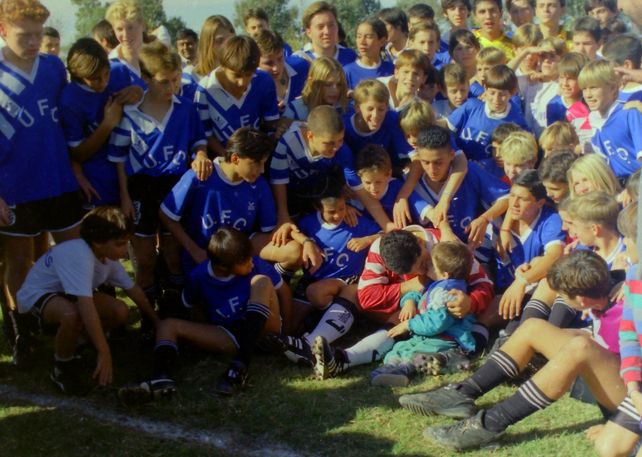 La increíble historia de un gesto y una foto de Maradona en Totoras, que conmovieron al mundo