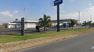 Renovarán las estaciones de servicio de la autopista a Rosario y construirán una tercera