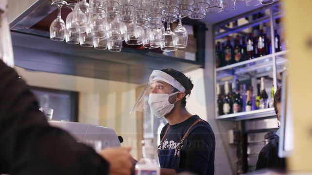 Apertura de bares y restaurantes en Paraná. Piden ampliar horarios