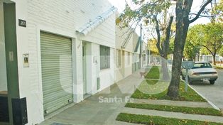 La cuadra coqueta se luce sobre calle Solís