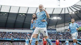 Con cuatro goles de Erling Haaland, Manchester City goleó a Wolverhampton.