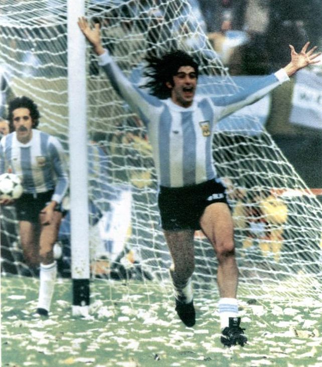 Fenómenos. Leopoldo Luque y Mario Kempes, emblemas del Mundial 1978. 