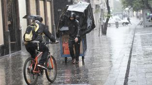 Inminente llegada de la tormenta de Santa Rosa a Rosario