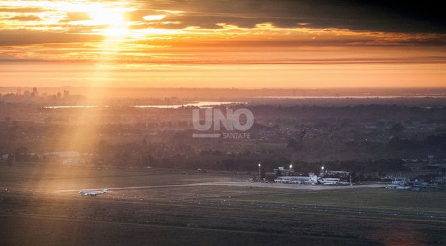 El nuevo parque comercial logístico estará ñindante al Aeropuerto de Sauce Viejo – Foto David Pagura
