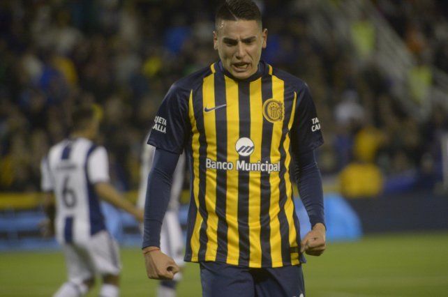 Un ex-Unión cambiaría de posición para enfrentar a Colón