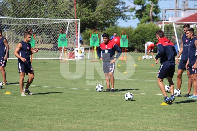 Unión tendrá dos variantes para visitar a Estudiantes