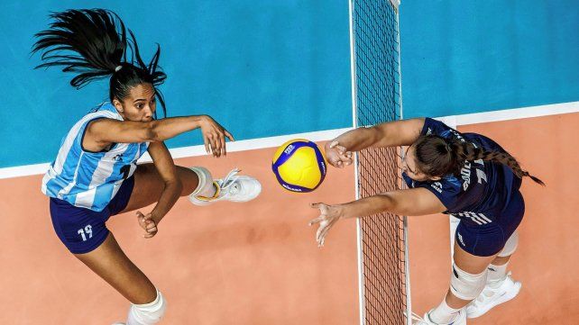 Las Panteritas hilvanaron un sólido éxito ante Polonia en el Mundial Sub 21 de México.