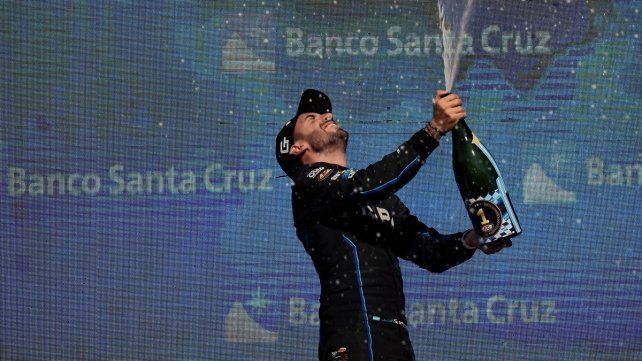 Julián Santero ganó en El Calafate la cuarta fecha del TC