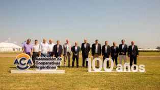 En un acto por los 100 años de ACA se realizó en el semillero que la entidad tiene en la ciudad de Pergamino.