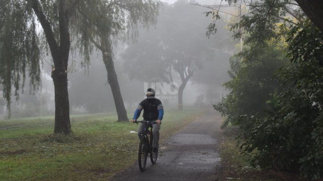 Niebla en la ciudad de Santa Fe&nbsp;