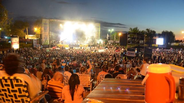La semana comienza a puro festival en Sauce Viejo