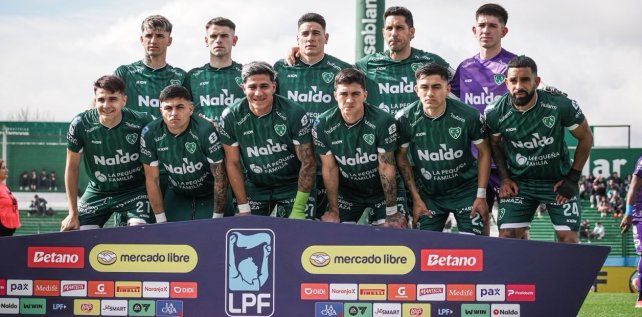 Sarmiento venció 2-0 a Huracán y se metió de lleno en la pelea