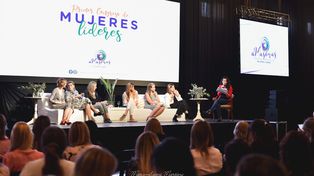 Una imagen del primer congreso de mujeres líderes, que se reedita una vez más desde el viernes en Rosario.&nbsp;