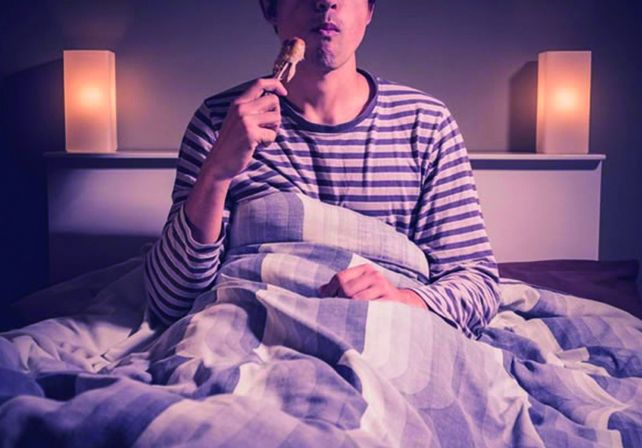 Cuanto menos dormís, más comés