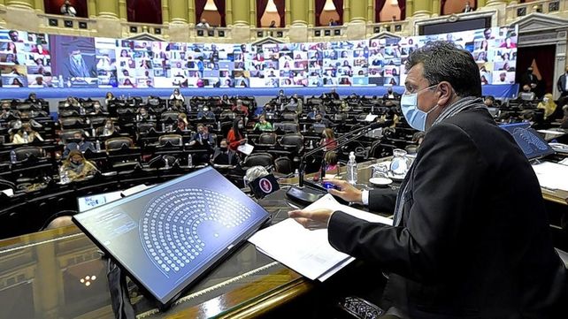 Buscan proteger la libertad de expresión de los diputados durante el debate por el aborto con un equipo de abogados.