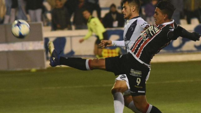 Chacarita y Maipú le dan continuidad a la Copa Argentina