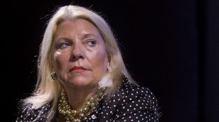 Carrió dijo que hay un golpe cambiario muy fuerte